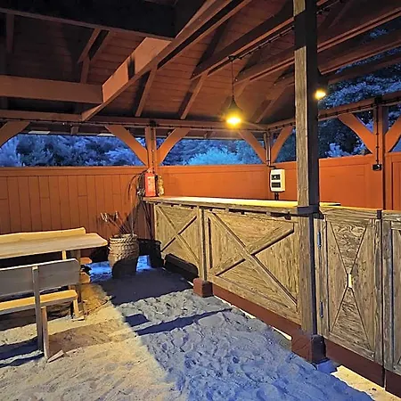 Tu Sielsko Chalet Osiek (Pomerania)